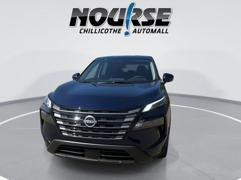 New 2026 Nissan Rogue SV w/ Cold Weather Package AWD/4WD image 3