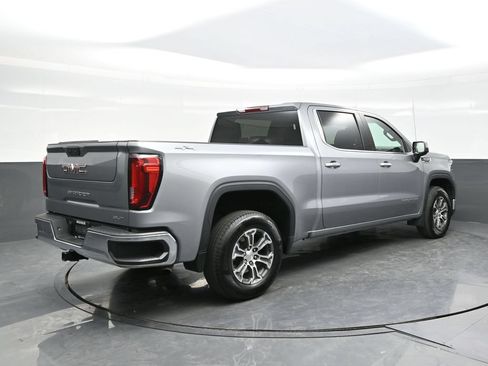 Used 2025 GMC Sierra 1500 SLT AWD/4WD image 7