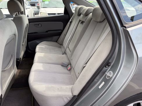 Used 2009 Hyundai Elantra GLS FWD image 17