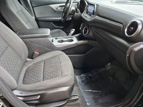 Used 2020 Chevrolet Blazer LT FWD image 18