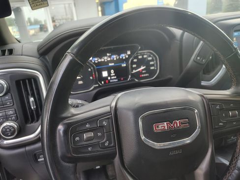 Used 2023 GMC Sierra 2500 AT4 w/ AT4 Premium Plus Package AWD/4WD image 16