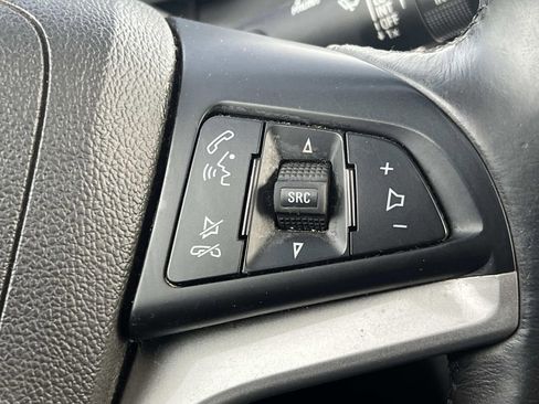 Used 2020 Chevrolet Trax LT w/ Sun & Sound Package image 22