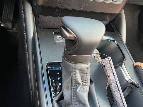 New 2025 Lexus ES 350 w/ Premium Package image 21