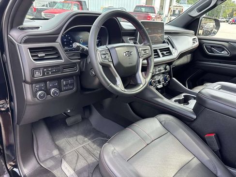 Used 2023 Chevrolet Suburban RST w/ Sport Performance Package AWD/4WD image 13