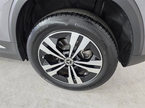 Certified 2025 Mercedes-Benz GLA 250 image 16