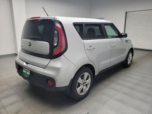 Used 2017 Kia Soul FWD image 9
