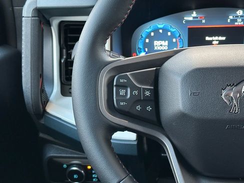 New 2026 Ford Bronco Heritage Edition AWD/4WD image 9