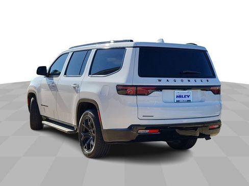 Used 2023 Jeep Wagoneer Series II image 6