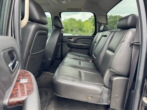 Used 2014 GMC Sierra 3500 Denali AWD/4WD image 15