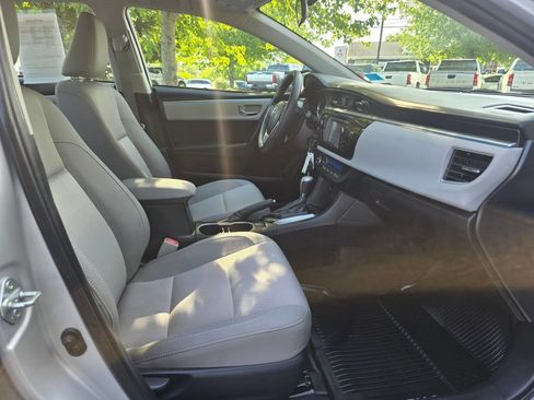 Used 2015 Toyota Corolla LE FWD image 10