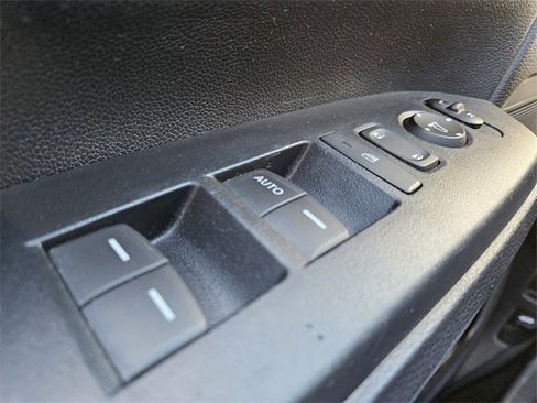 Used 2020 Honda CR-V LX image 32