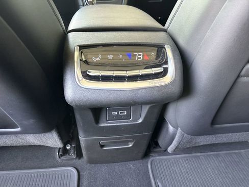Certified 2020 Cadillac XT6 Premium Luxury FWD image 22