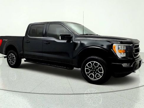 Used 2022 Ford F150 XLT w/ Equipment Group 302A High AWD/4WD image 3