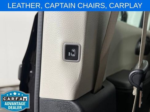 Used 2024 Chrysler Pacifica Touring-L FWD image 32