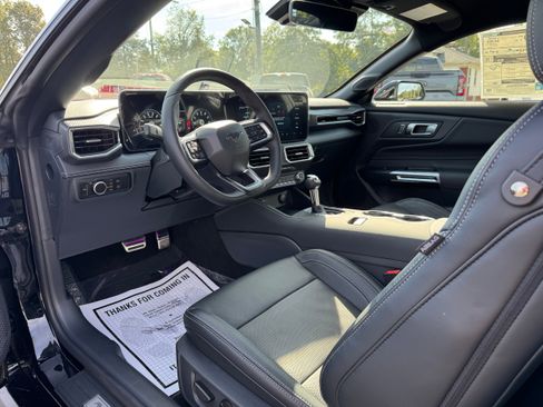 New 2025 Ford Mustang GT Premium image 33