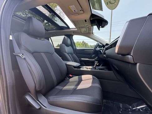 Certified 2025 MAZDA CX-50 AWD 2.5 S w/ Premium Package image 13