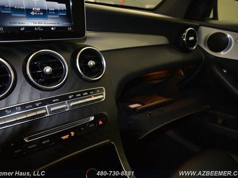 Used 2019 Mercedes-Benz GLC 300 image 31