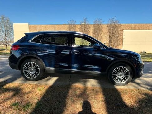 Used 2018 Lincoln MKX Reserve image 16