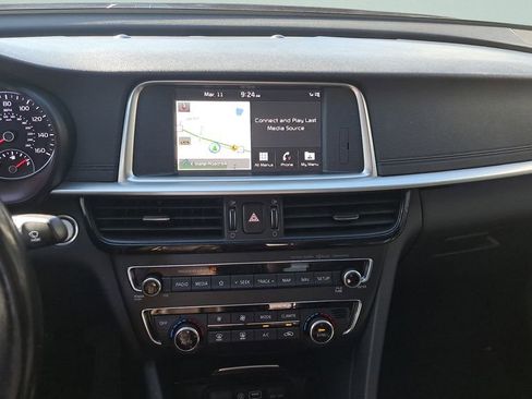 Used 2019 Kia Optima EX w/ EX Premium Package image 17