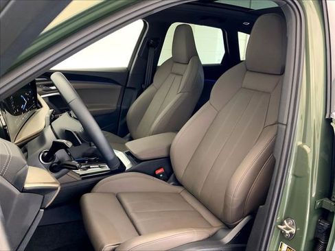 Certified 2025 Audi Q5 Prestige AWD/4WD image 5