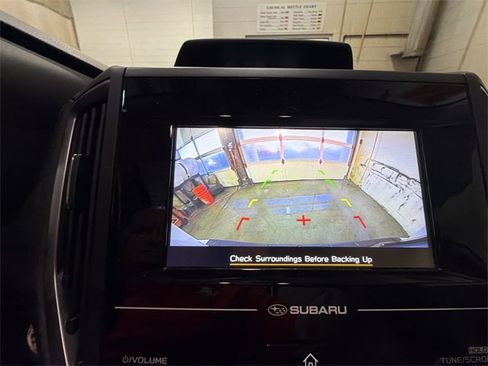 Used 2024 Subaru Forester Premium image 17