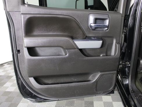 Used 2017 Chevrolet Silverado 2500 LTZ image 32