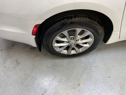 Used 2026 Chrysler Pacifica Select AWD/4WD image 13
