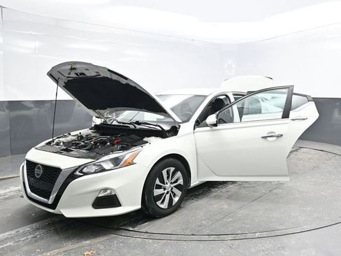 Used 2021 Nissan Altima 2.5 S image 37