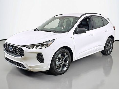 Certified 2023 Ford Escape ST-Line w/ Equipment Group 301A FWD image 8