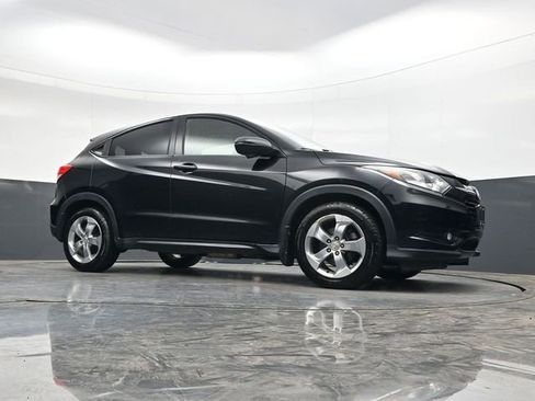 Used 2017 Honda HR-V EX image 27