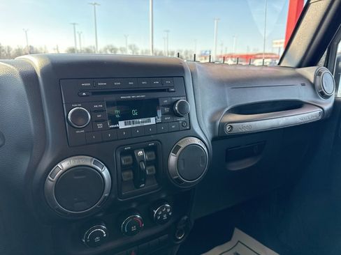 Used 2016 Jeep Wrangler Unlimited Sport w/ Quick Order Package 24S image 14