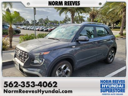 Used 2023 Hyundai Venue SEL