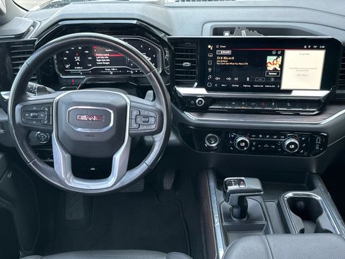 Used 2023 GMC Sierra 1500 SLT AWD/4WD image 13