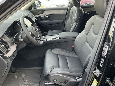 New 2026 Volvo XC90 T8 Ultra w/ Protection Package Premier AWD/4WD image 15