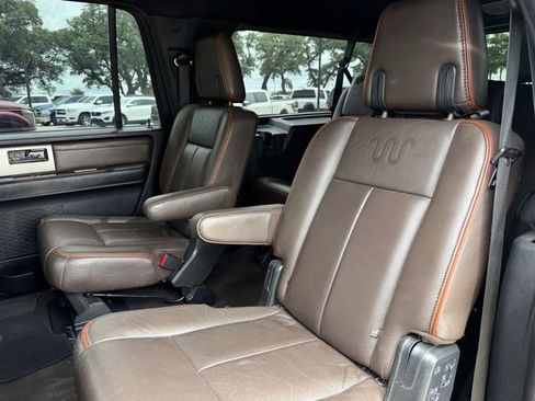 Used 2015 Ford Expedition EL King Ranch RWD image 17