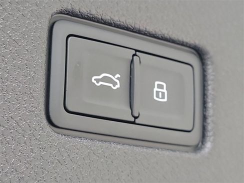 Used 2022 Audi RS Q8 image 12