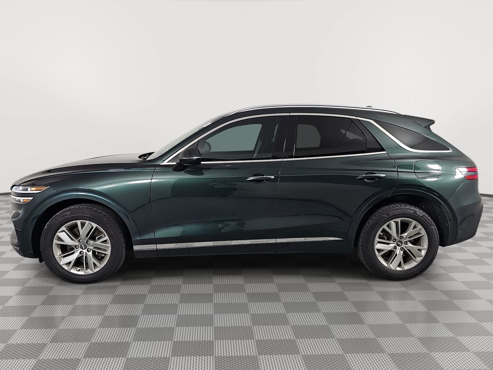 Used 2022 Genesis GV70 2.5T AWD/4WD image 5