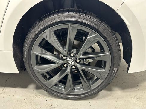 Used 2025 Toyota Corolla SE w/ SE Premium Package image 63