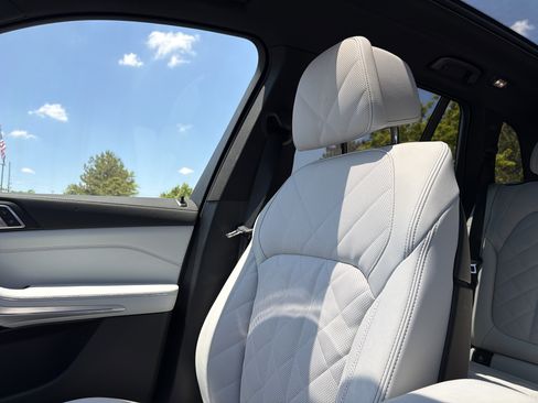Used 2026 BMW X5 M60i w/ Climate Comfort Package AWD/4WD image 48