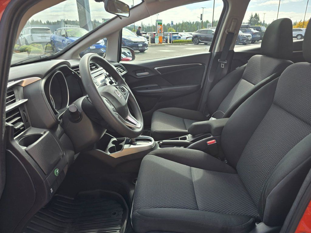 Used 2020 Honda Fit LX image 8