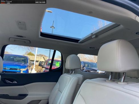 Used 2021 GMC Acadia Denali w/ GMC Pro Grade Package AWD/4WD image 26