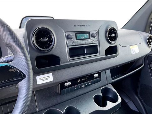 New 2025 Mercedes-Benz Sprinter 2500 image 6