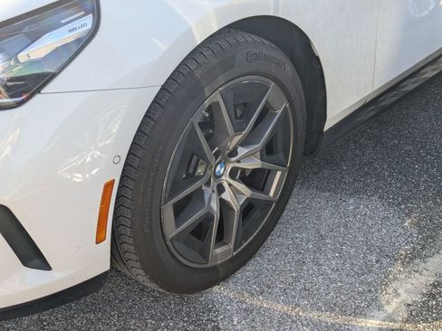 Used 2026 BMW 530i RWD image 5