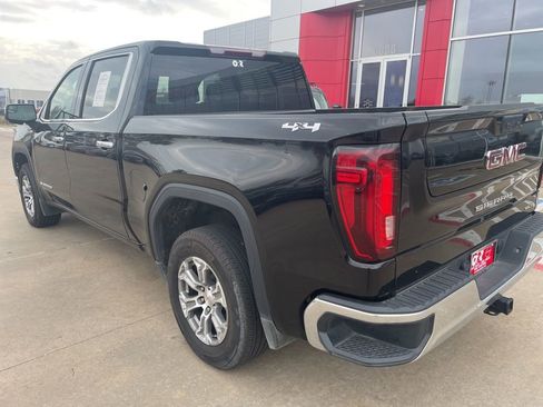 Used 2024 GMC Sierra 1500 SLT image 3
