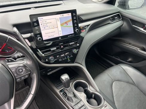 Used 2021 Toyota Camry XSE image 28