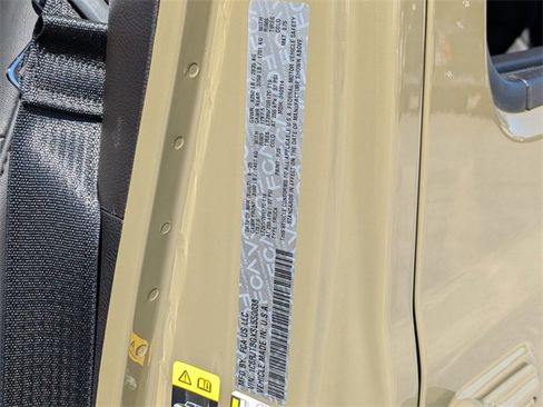 New 2025 Jeep Gladiator Rubicon w/ Safety Group image 32