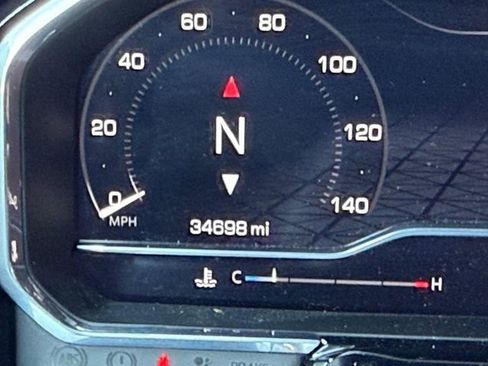 Used 2024 GMC Sierra 2500 SLT w/ SLT Convenience Package image 20