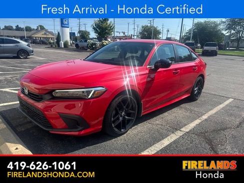 Used 2023 Honda Civic Sport image 2