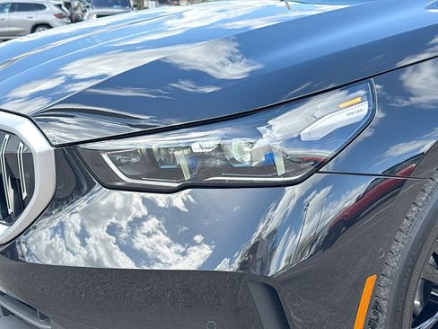 Used 2025 BMW 530i image 9