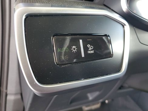 Used 2023 Audi RS 6 AWD/4WD image 22